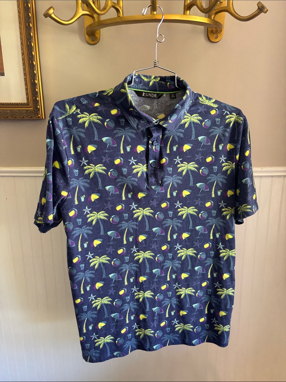 2UNDR Men’s Navy Tropical Palm-Print Polo